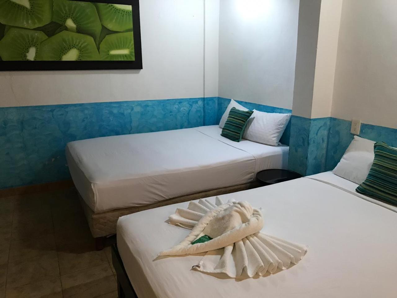 Casa Tucan Hotel 신데 델 카르멘 외부 사진